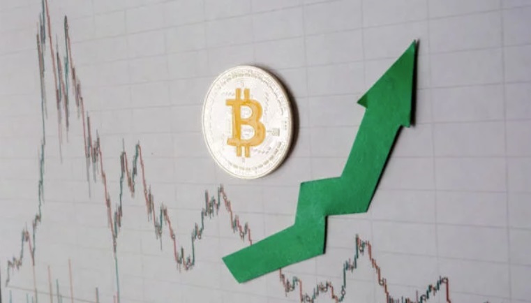 Bitcoin: bears in the short term, super-bulls – in the long term