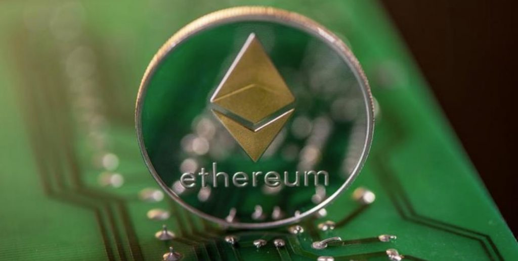 Ethereum Could Soar to $900, Predicts Popular Elliott Wave Trader