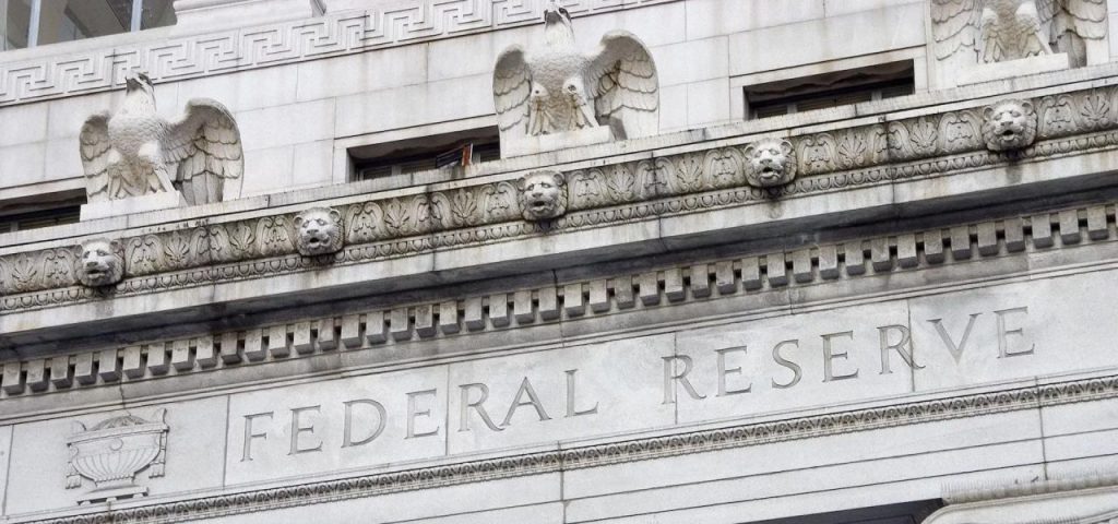 Markets provoke the Fed, Brent breaks away