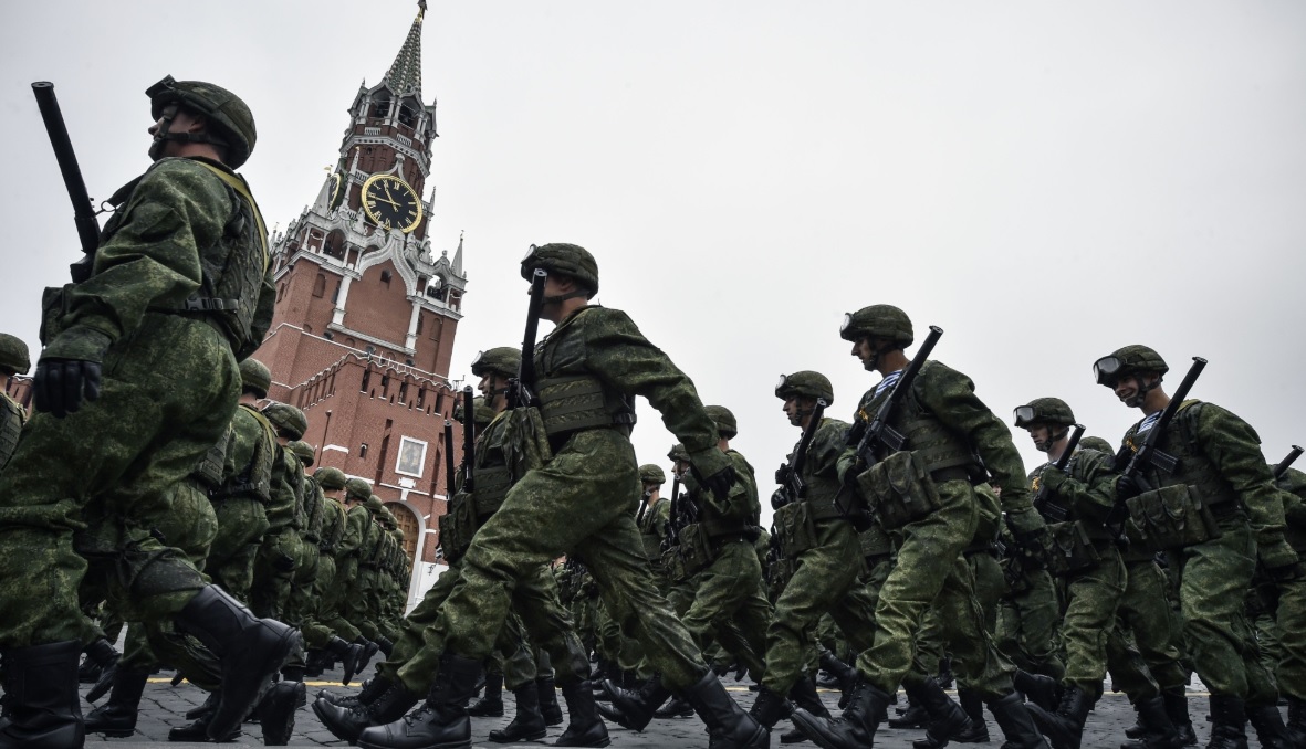 Putin’s Huge Military Buildup Leaves Industry With Debt Hangover